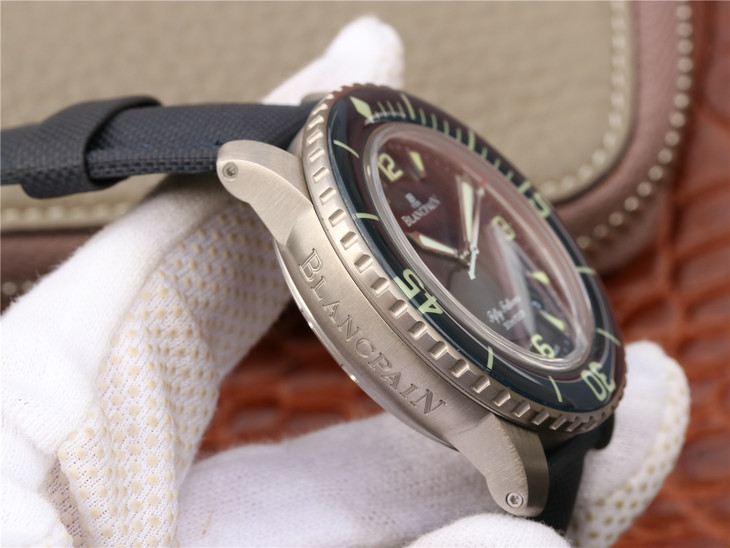 ZF寶珀五十噚新款–寶珀5015腕錶自動機械機芯男士腕錶￥3480